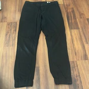 Empyre Joggers. Men’s size 32. Black. Great condition. No tears or stains.